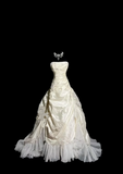 Vintage Bridal Dress Ball Gown Strapless Ivory Taffeta Long Wedding Dress Retro Wedding Dresses Modest Wedding Gowns HZ1121